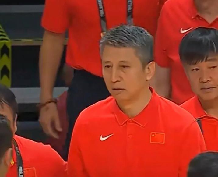 中国队完成了初级目标，男篮亚洲杯进入四强，半决赛面对击败黎巴嫩的新西兰。