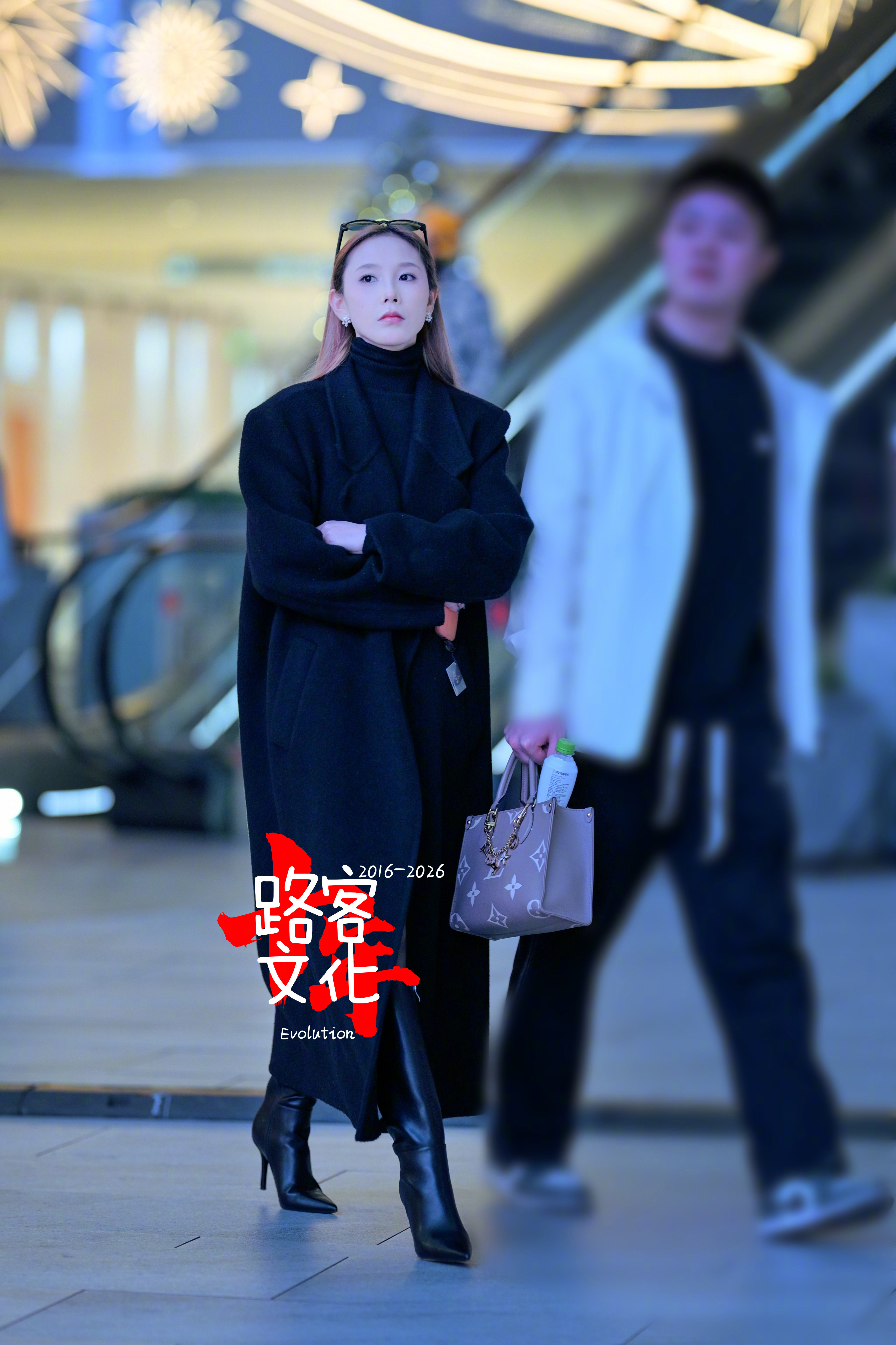 去年经常拍到的小姐姐