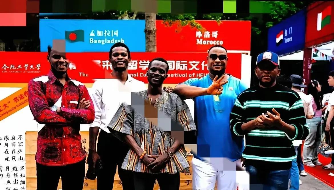 中国人很聪明的，也是很懂得走捷径的，比如大学要国际排名，留学生多了，说明你的国际