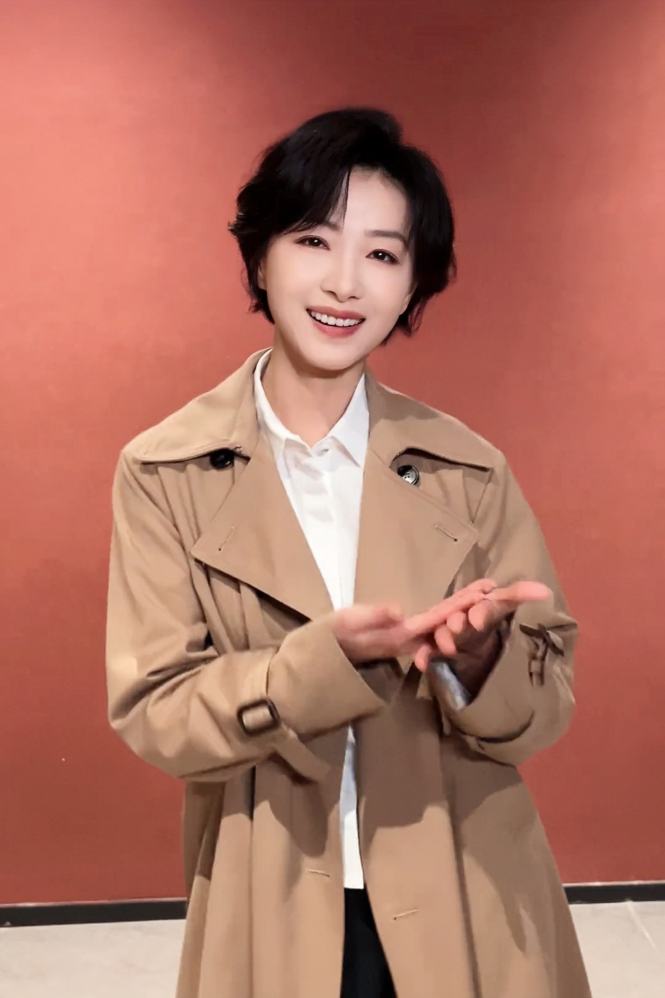 万茜｜万茜icy｜万茜你好打劫我想要占据你，占据你的美～​​​