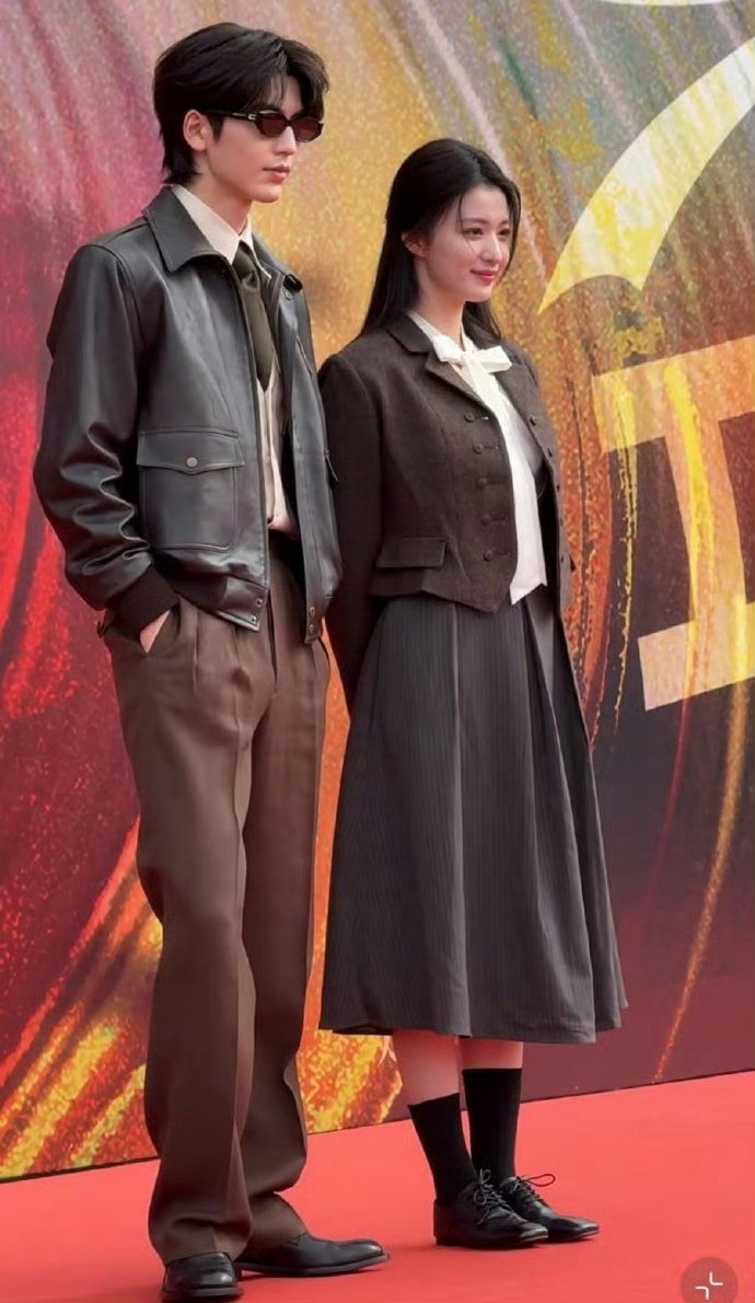 王楚然路透这一秒过火帅哥美女出场真的含金量特别高！​​​
