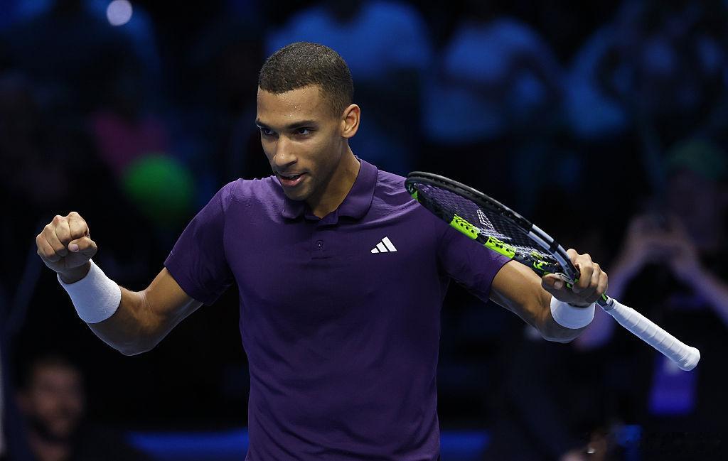 日东周三完整比分👇⭕️比约·博格组：阿利亚西姆4676(7)75谢尔