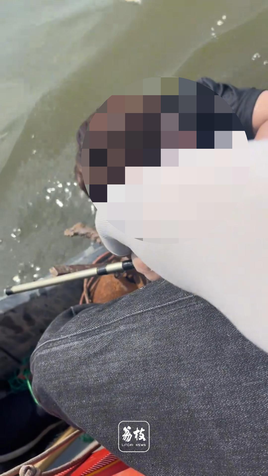 男子救起落水女孩遭家属埋怨，当事人：很寒心，没有一句感谢。6月23日天津，好