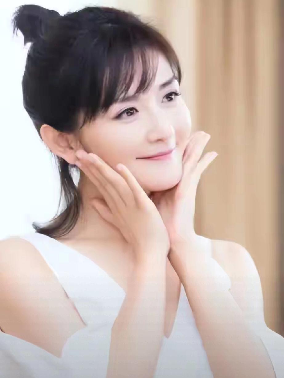 演唱会结束仅3天，谢娜一个隐秘举动，狠狠拿捏了所有女性谁也没想到，