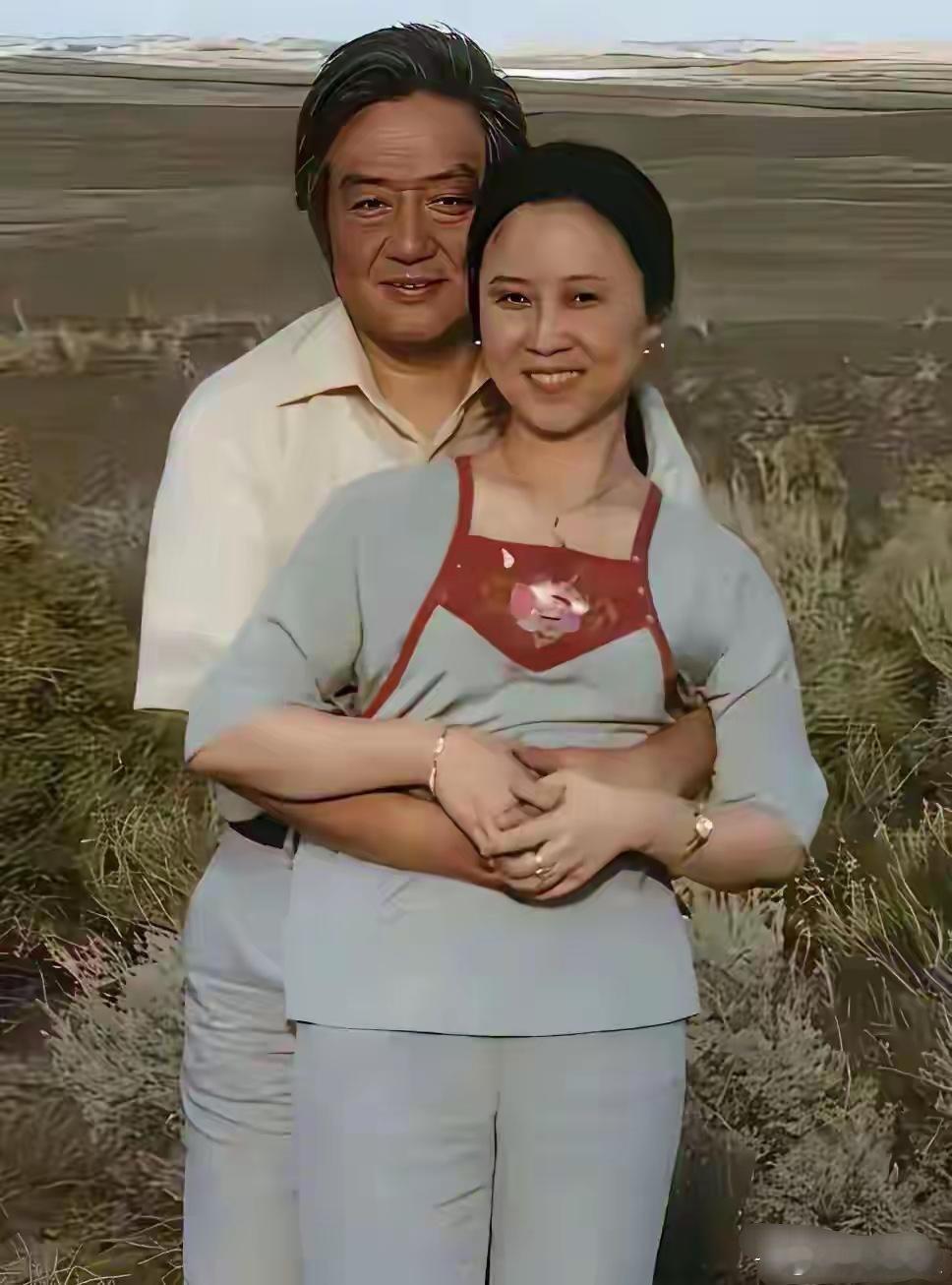 30多年前的老照片琼瑶阿姨和她的爱人在内蒙古大草原的合影