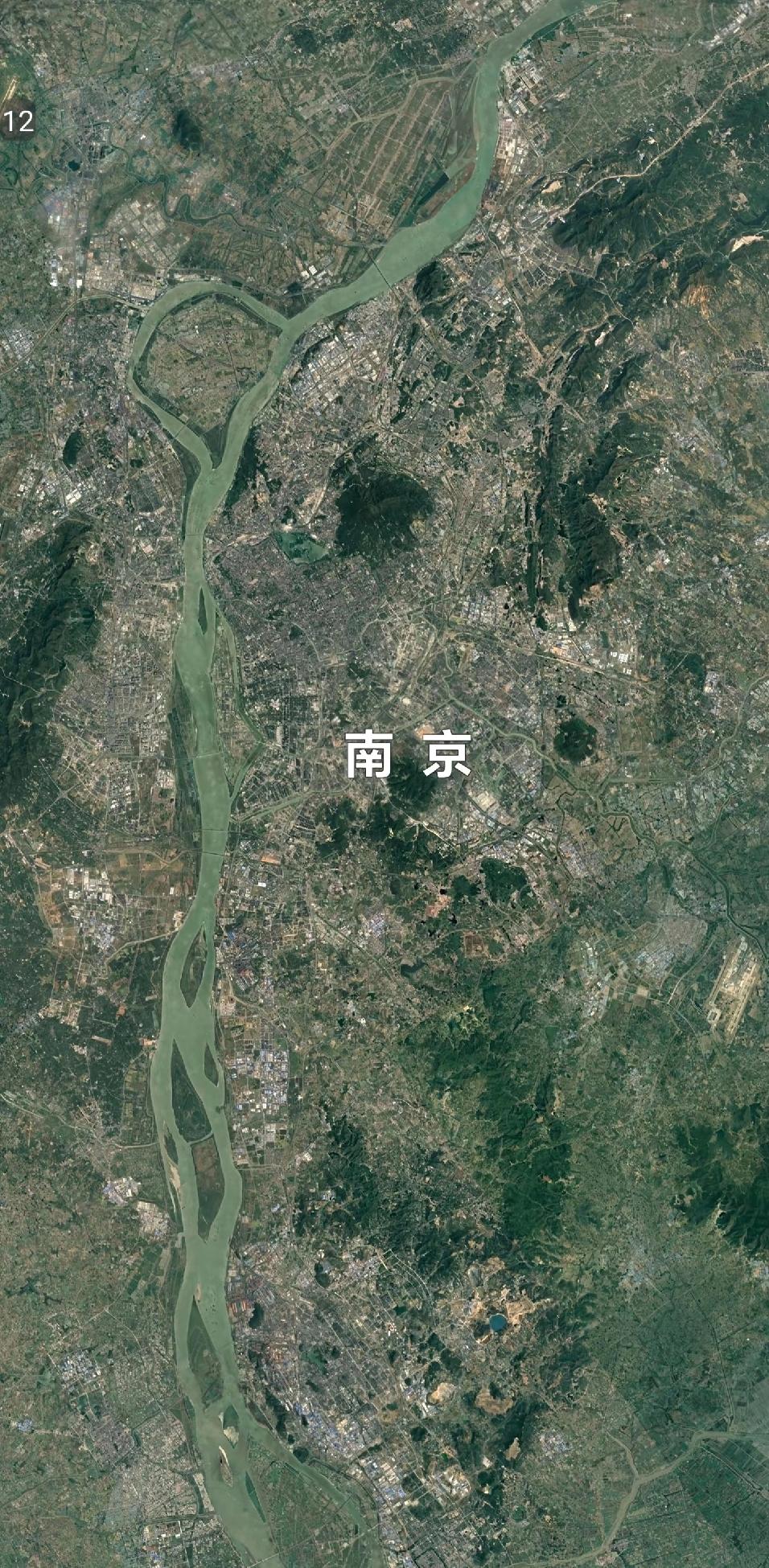 卫星地图看苏州和南京，哪个城市更大，经济实力更强？