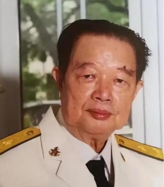 中国不开第一枪！金一南教授说过：“如果不是1988年陈伟文将军果断亮剑，击沉越军