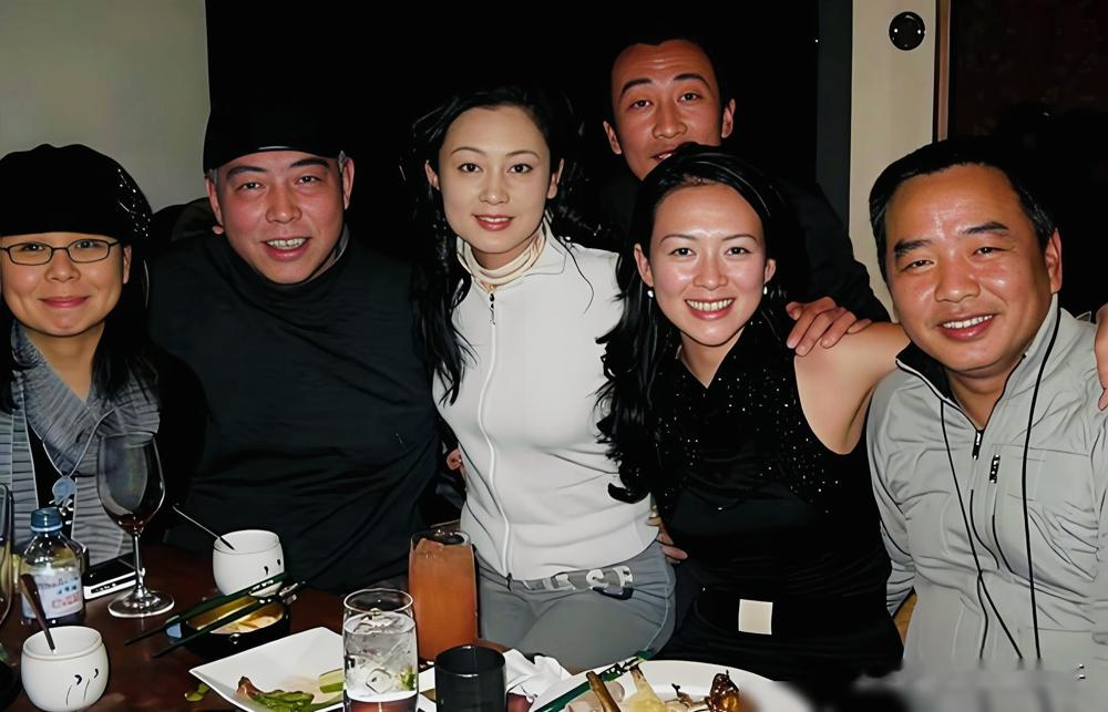 谁能想到章子怡等了18年才约陈凯歌夫妇私下吃饭？2008年拍《梅兰芳》，章子怡演孟小冬，陈红是制片兼