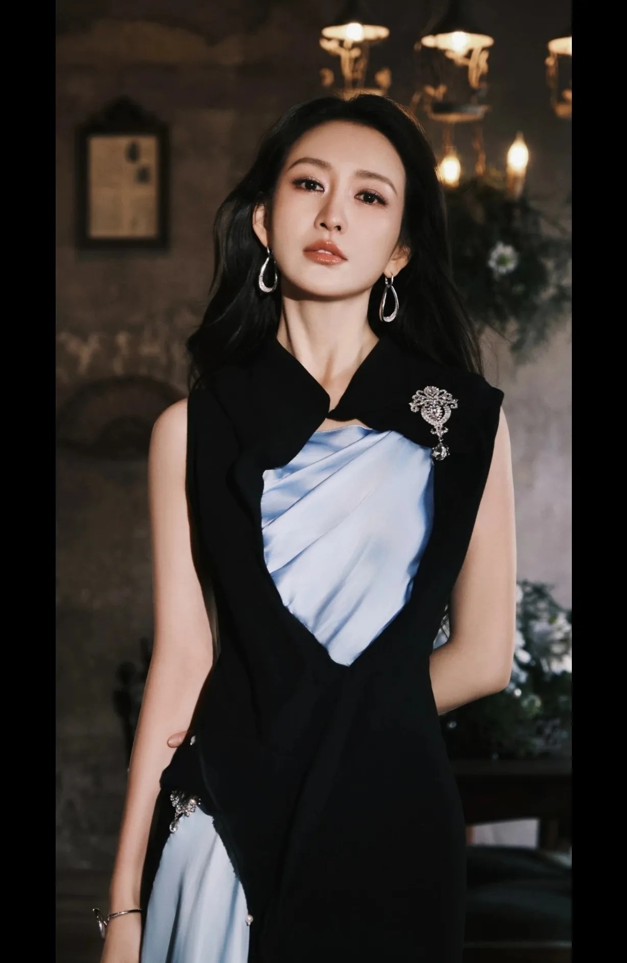 有些女孩子天生就没有享福的命。就说女演员王欧吧。王鸥是1982年出生，小时候