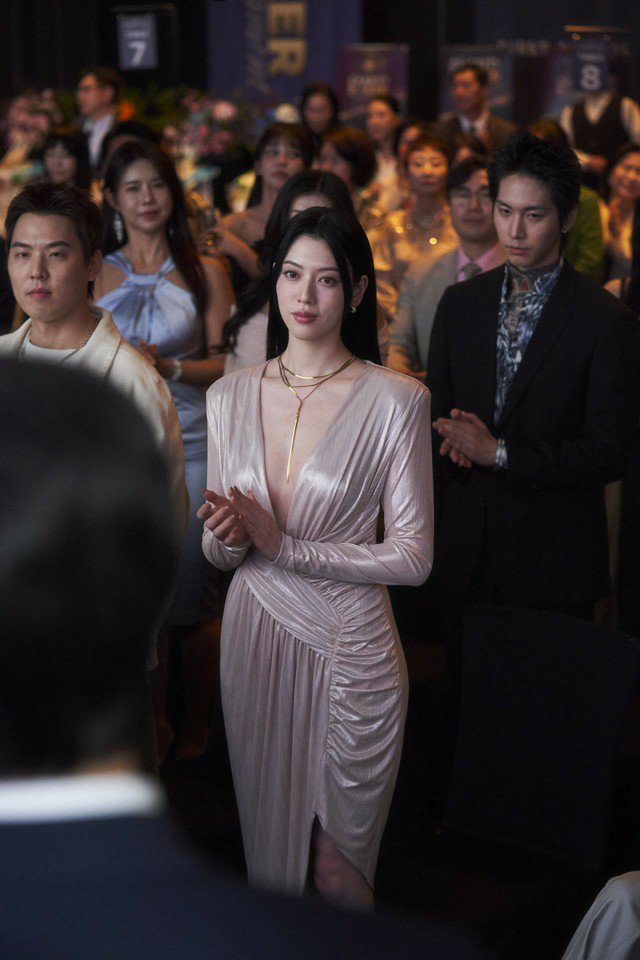 日娱新闻三吉彩花三吉彩花ins相关