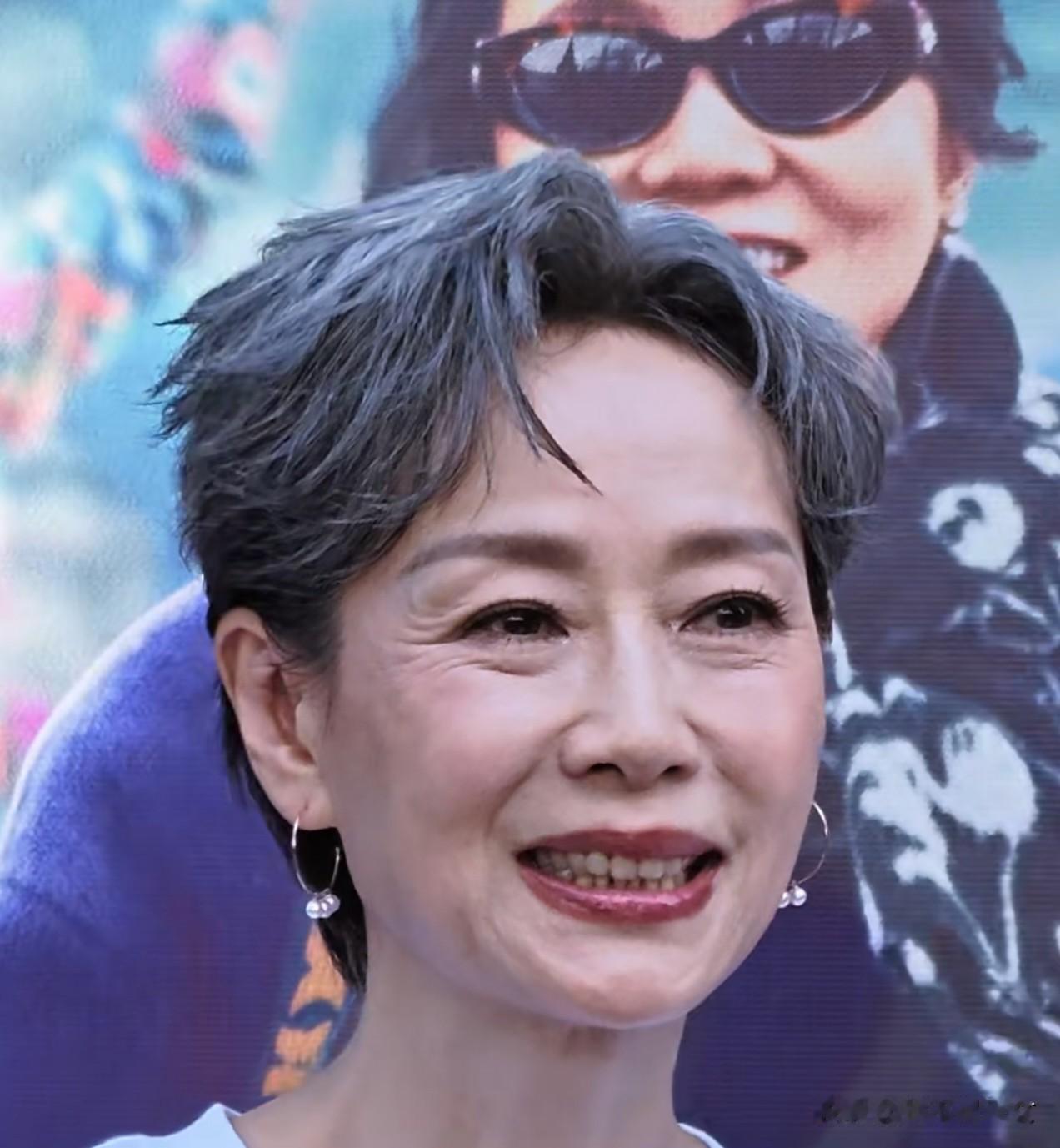 面相是骗不了人的，之前网友看叶童，看得真准。之前网友说，叶童这个人一看就是身