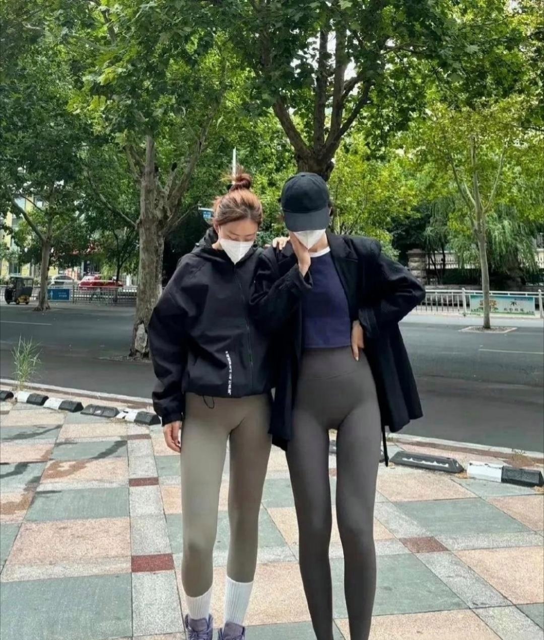 为什么现在满大街都是穿这种裤子？​​​