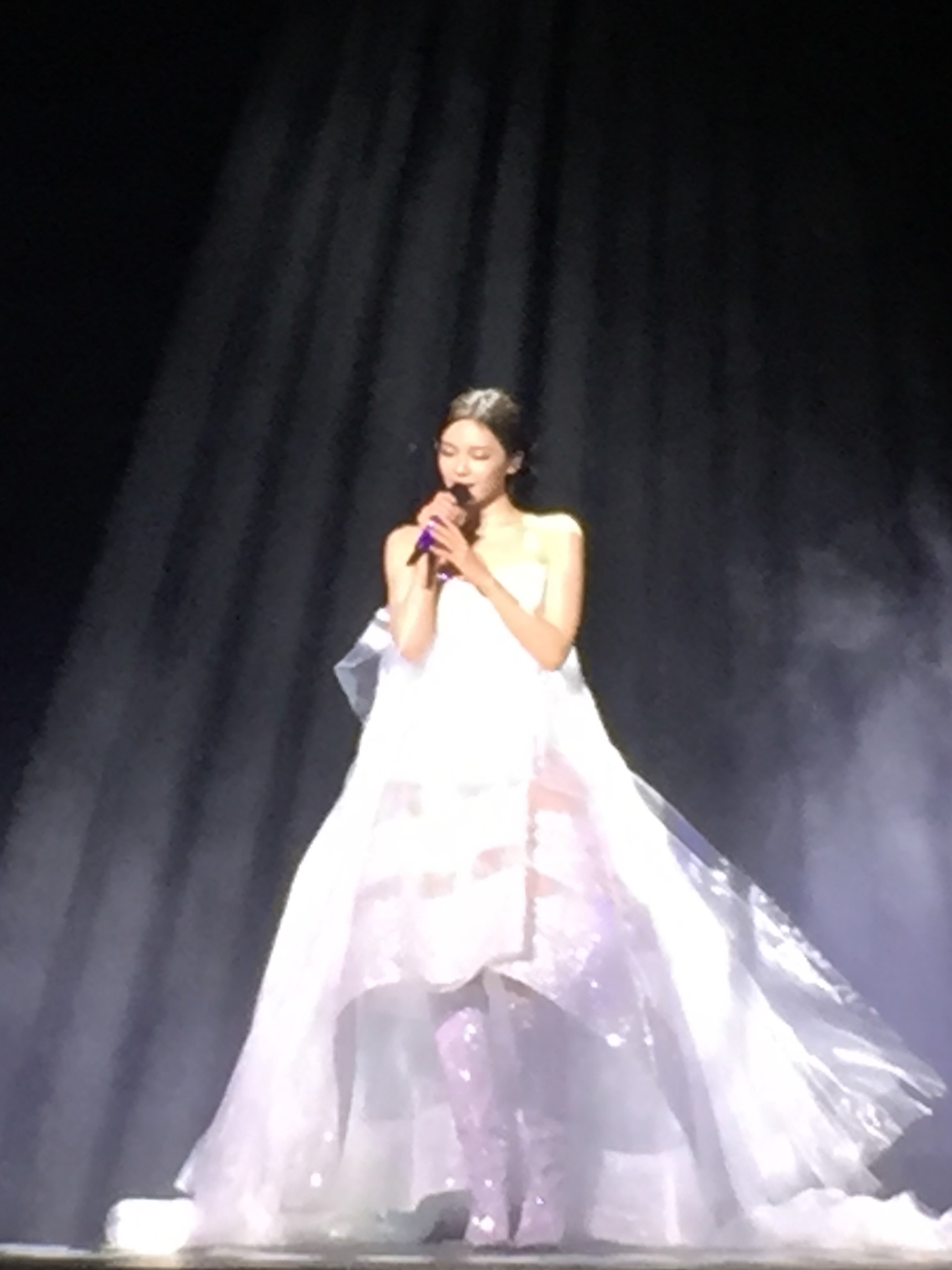 宁艺卓继MetGala之后再次上身GUCCI特别定制，Bvlgari官宣合约，