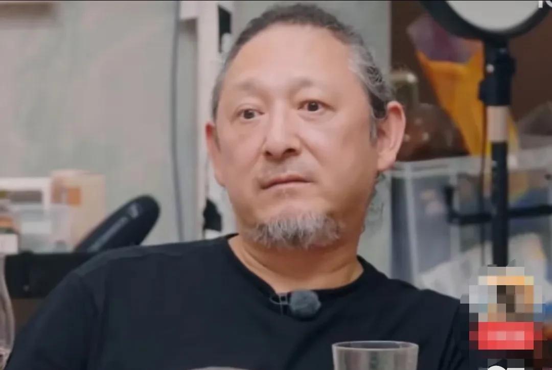 倪萍实在看不下去了，说：“我要是千惠的妈妈，都走六回了。”倪萍看到三宝又在怼丈