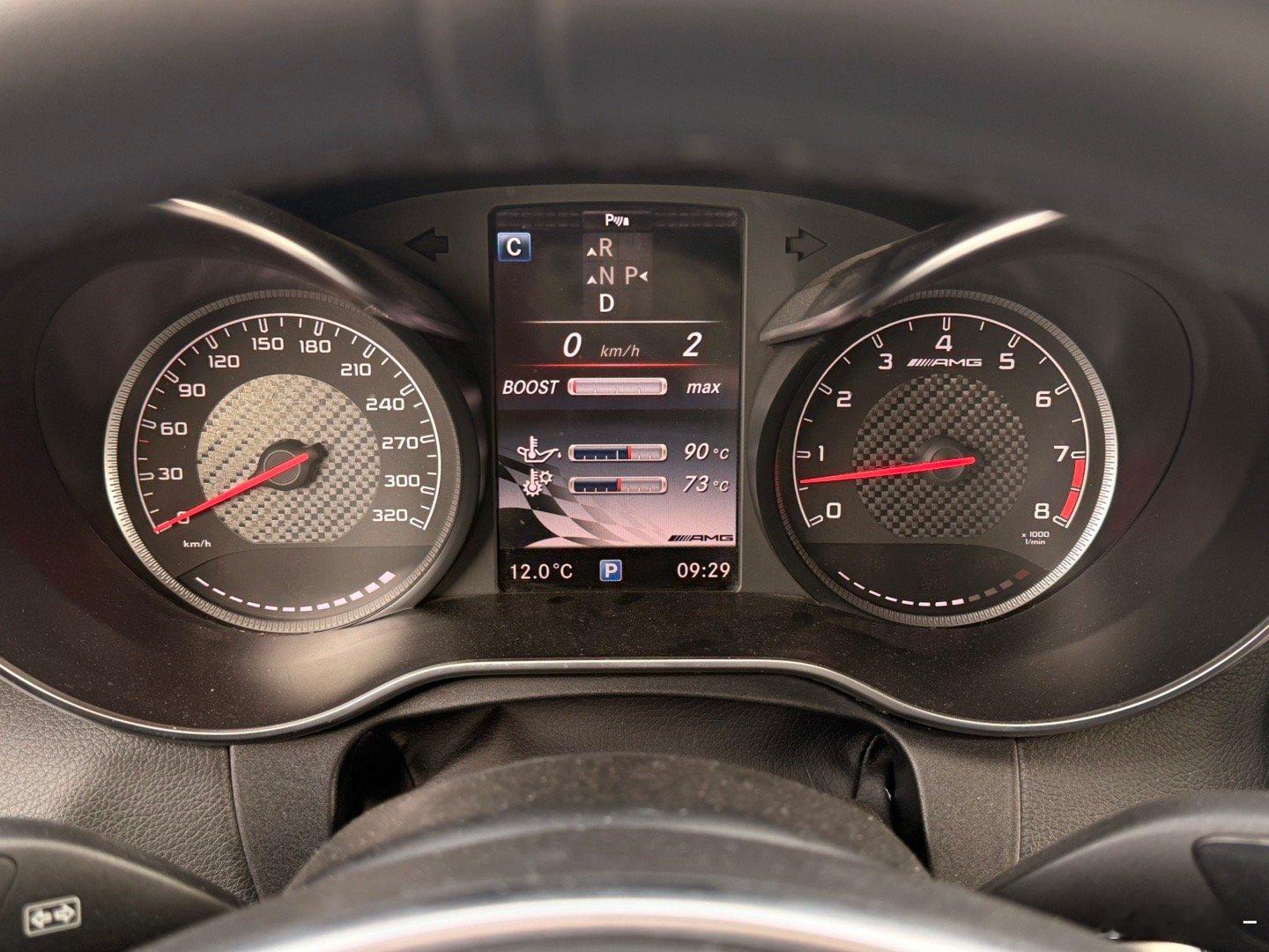 租了台C63还车之前加满油，我真担心开到还车地又不满了[捂脸哭][捂脸哭]​​​