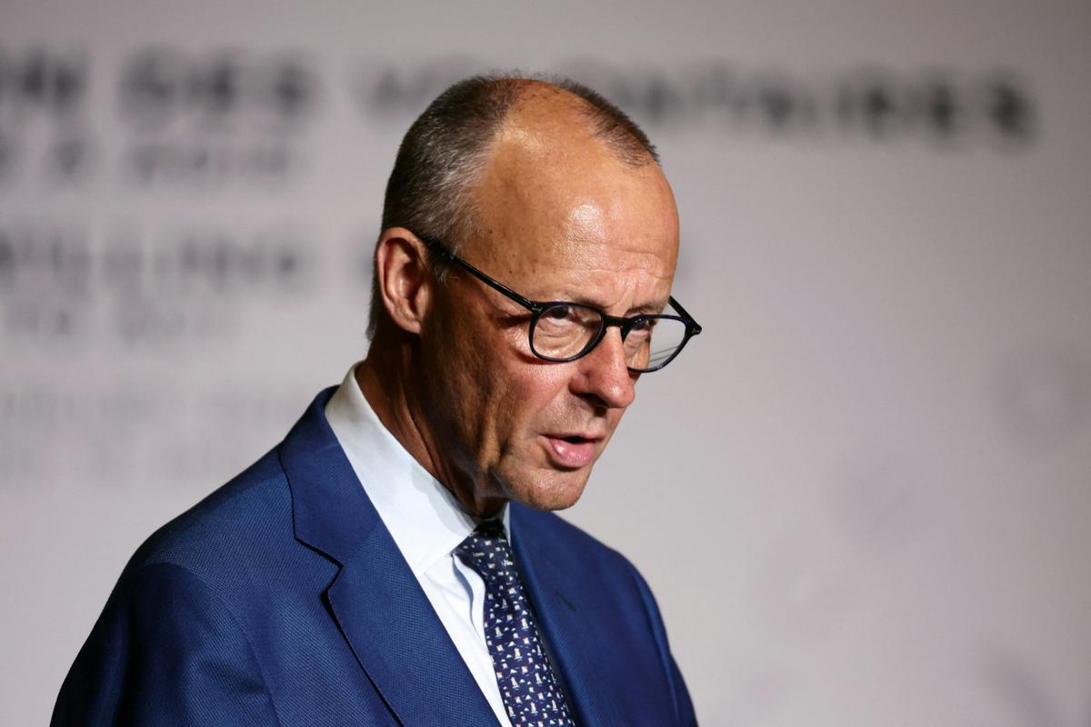 10月的德国政坛突然风雨欲来，一切都发生在不到24小时。刚听完总理弗里德里希·默
