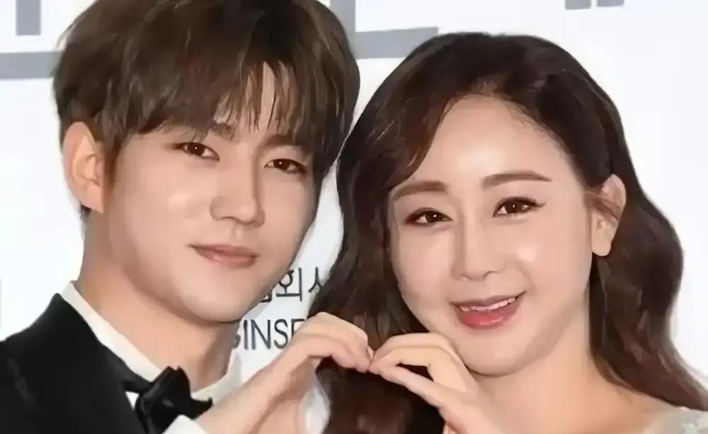 这对夫妻简直是“影帝影后”吧！为了200万首付，竟然把女儿都吵哭了，这日子还能