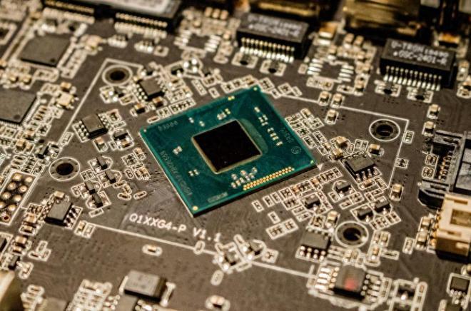 中方拒绝与荷兰官方就安世事件开展磋商，导致荷兰把控下的安世总部难以保障欧洲车企芯