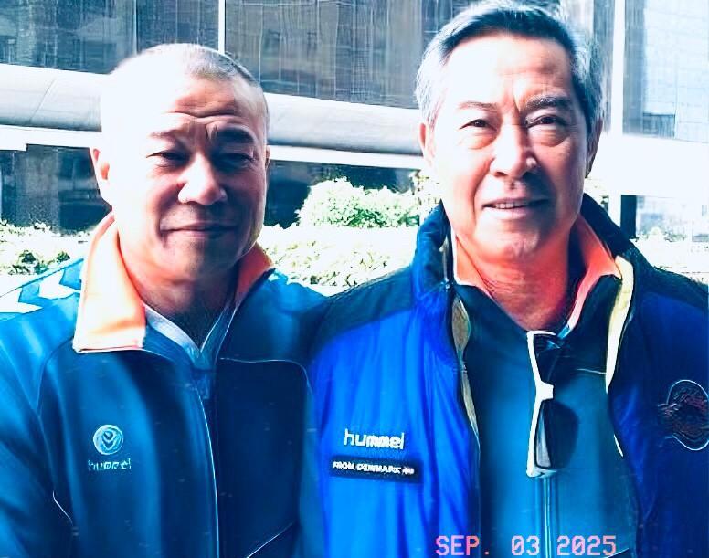 三十年前，他们是国家队里的“师徒”关系，戚务生麾下的山东足坛老将，三十四岁作为国