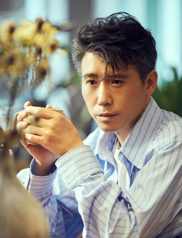 这下出名了，不仅浙江，全国人民都知道了，​李乃文又闯祸了，这下不是综艺，也不