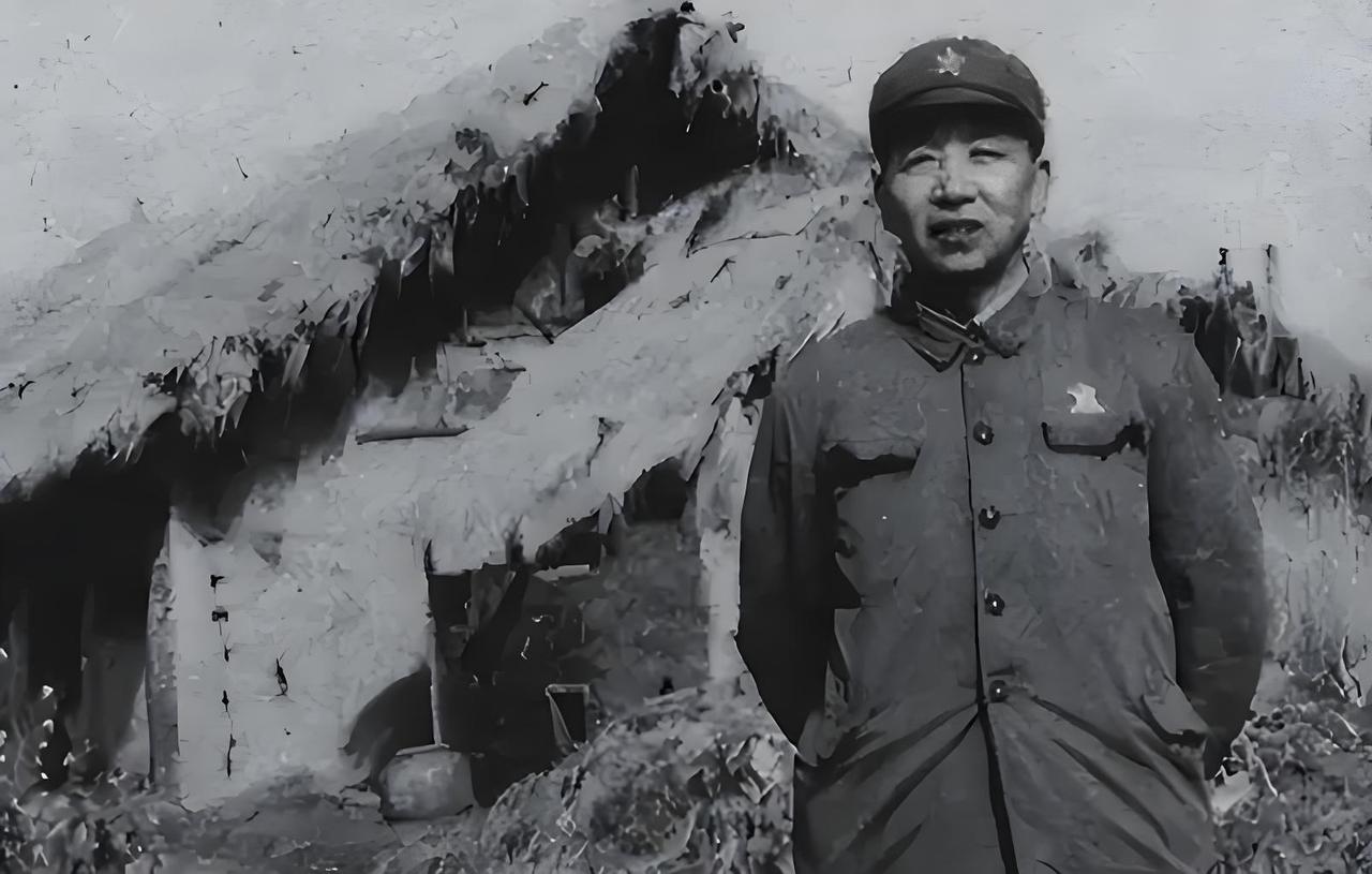 1947年，河南一个临时指挥部里，陈赓对刘伯承说：“让秦基伟带九纵吧。”刘伯承