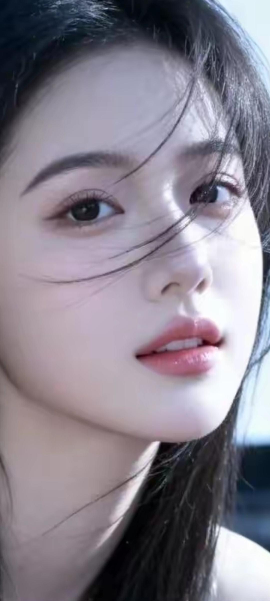 这姑娘看着好温柔啊！