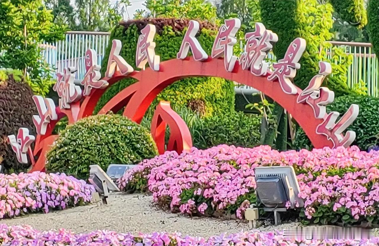 巡五组进驻河河这块“硬骨头”后，那可真是像一阵春风，这对于一直在寻求真相的许姚一