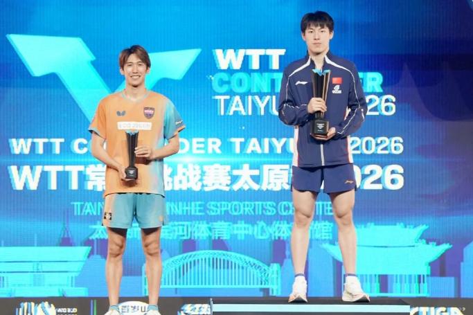 看到温瑞博在太原站男单决赛最后一球落地时的表情，我瞬间破防了。当时是第六局，