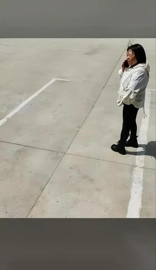 淄博这桩事我看完气懵居然有人把12345当耍横的武器？前阵子有个女的