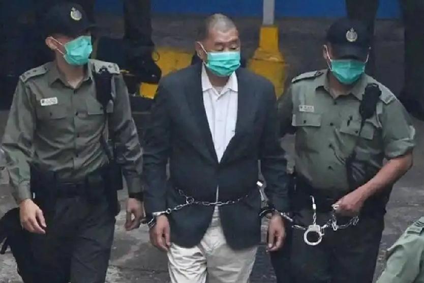 伦敦拟引英港移交被判刑人协定，让黎智英移送英国服刑！1月20日，香港《明报》