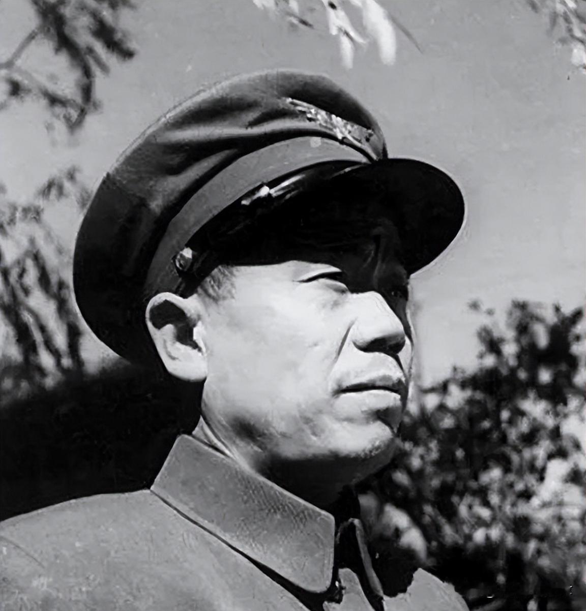 1965年暖心一幕：聂凤智将军撞见护理员哭鼻子，一句话帮她找回失联恋人19