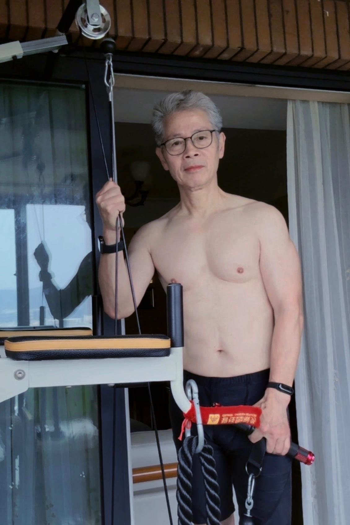 30岁后肌肉逐年流失！一身肌肉＝控糖+护骨+提高代谢，越早练越占便宜人到中年