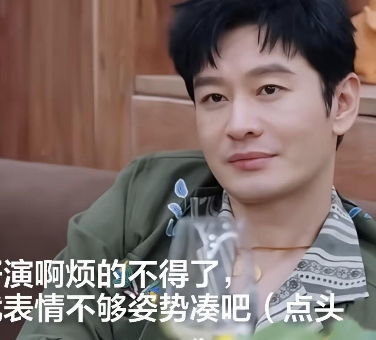 黄晓明在《中餐厅》收官夜说“我做得不够”，镜头扫过灶台时姜妍的表情没有收住这一季