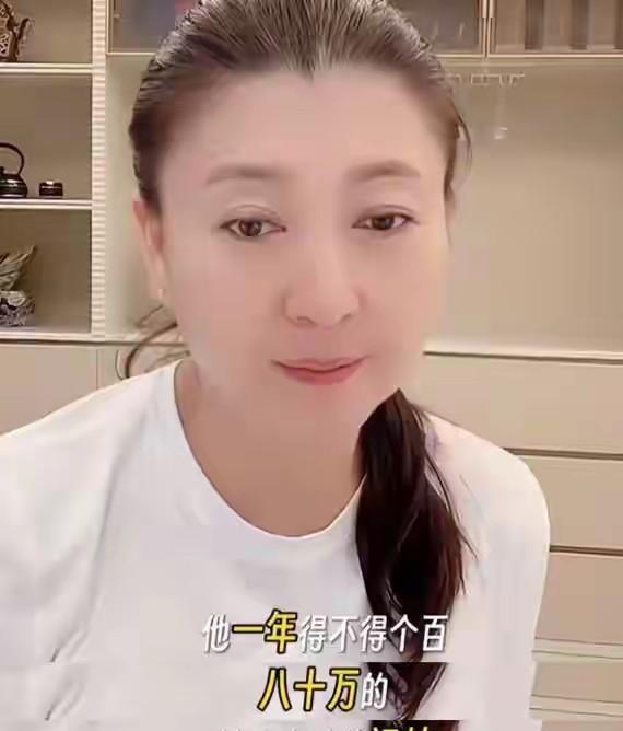 孙涛一个表态，让合作演员的手机被经纪公司打爆。闫学晶从二人转跳进影视圈，业内早