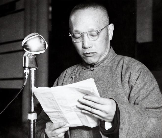 1946年南京，何遂刚把子女藏的地下党文件锁进书房夹层，国民党特务就敲门——他这