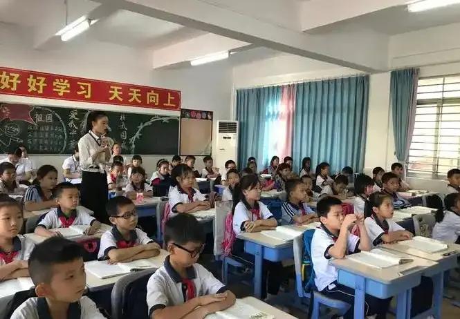 很多家长以为小升初才六年级的事？大错特错！等到六年级再动手，孩子早就被提前规划的