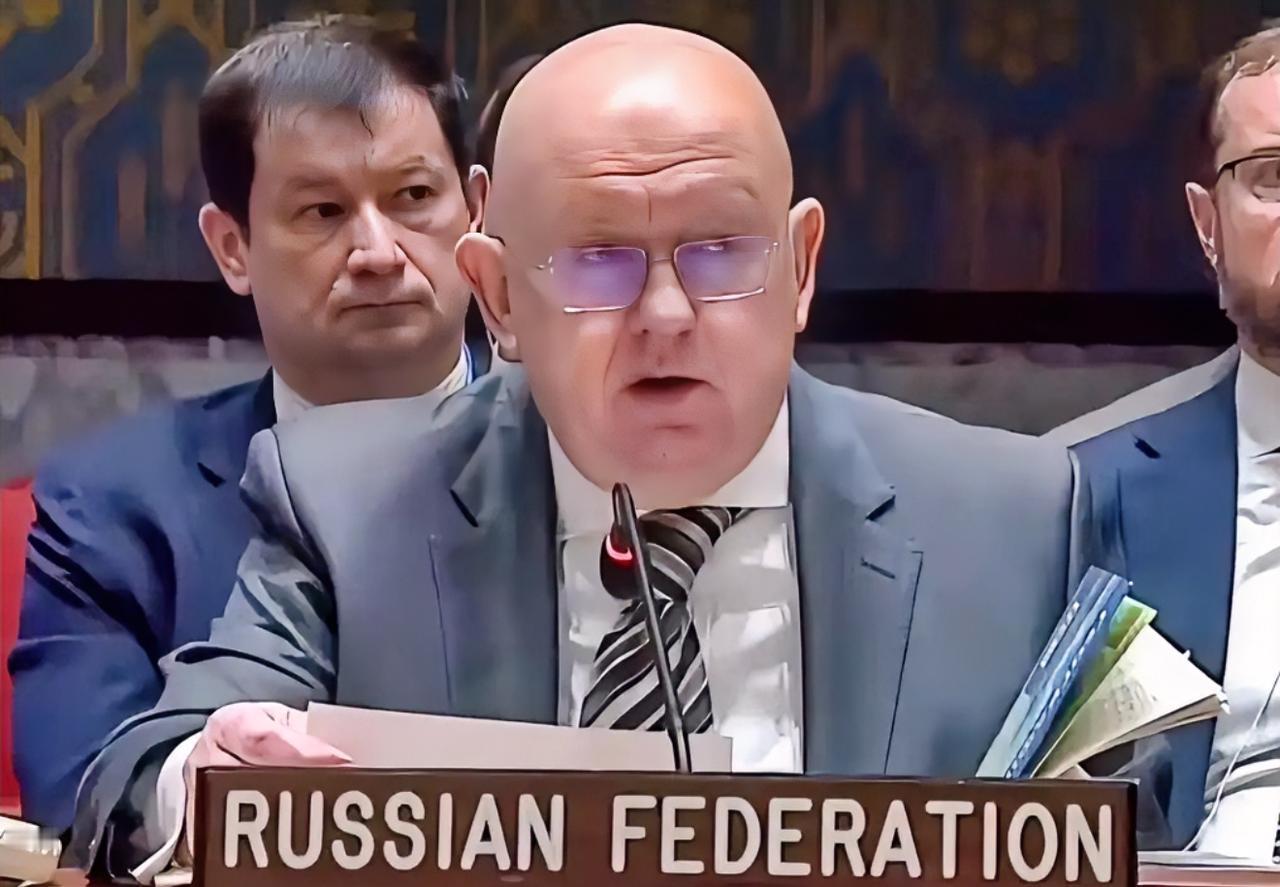 刚从中方访问回国的德国财政部长克林拜尔，在德国接受采访时警告说：我在中国已经亲眼