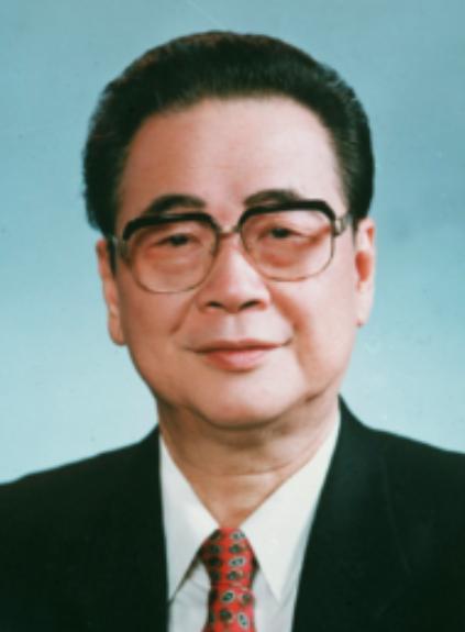 1981年，电力部一些老同志联名向中央反映，对李鹏出任部长表示担忧。他们认为这位