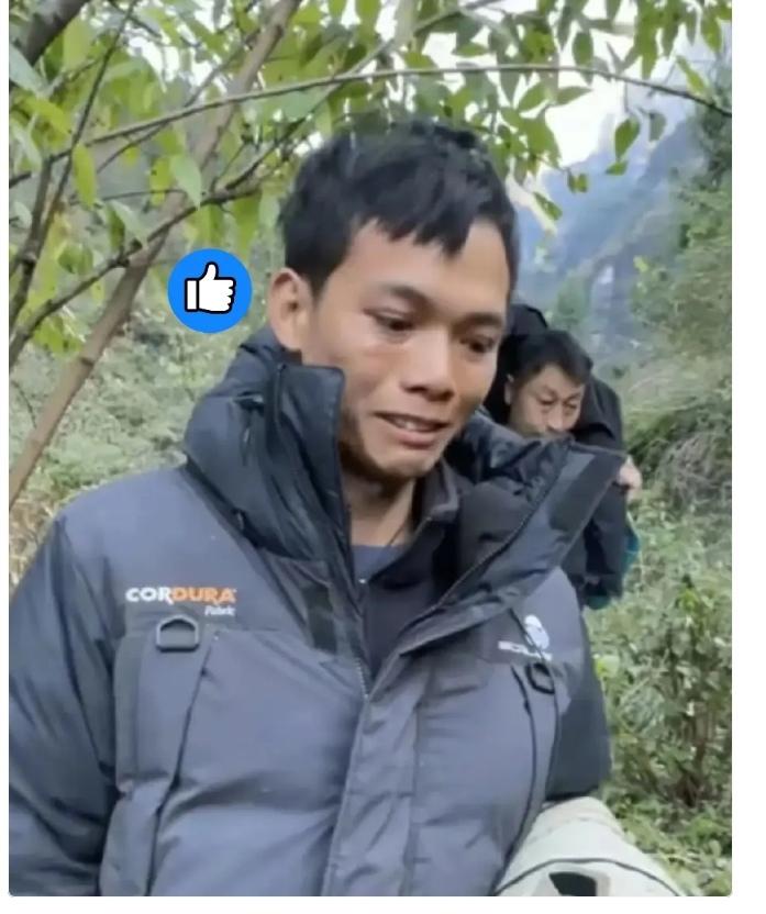 家人们，真的笑不活了。建弟退赛的原因竟然是补的太狠了。荒野求生建弟退赛的真正