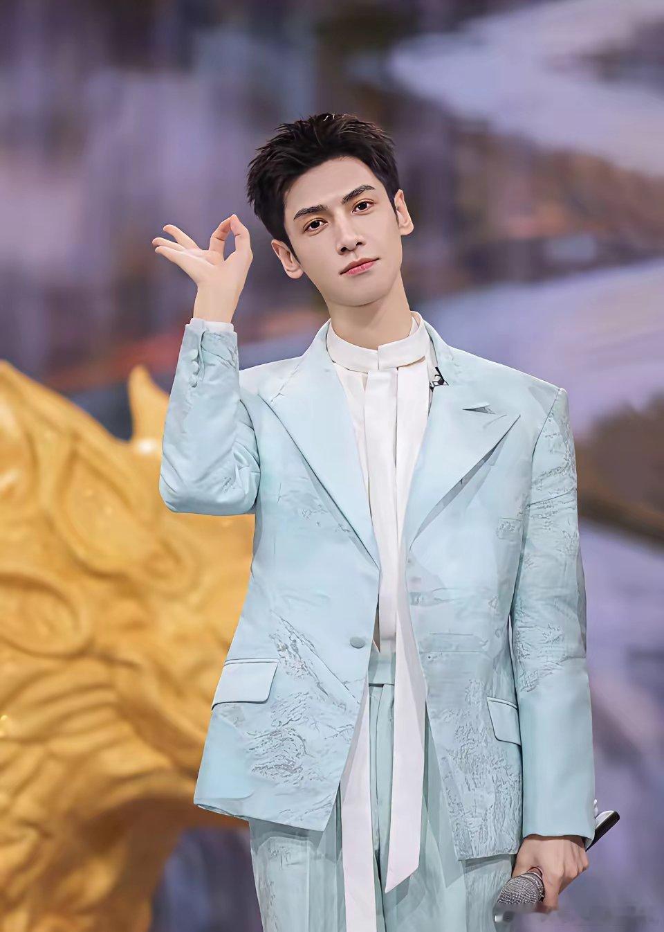 当《你好星期六》这一期迎来《水龙吟》剧组，大家的关系有点微妙啊。很显然，这期的四