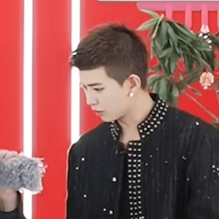 任嘉伦、龚俊，田嘉瑞今晚直播截图