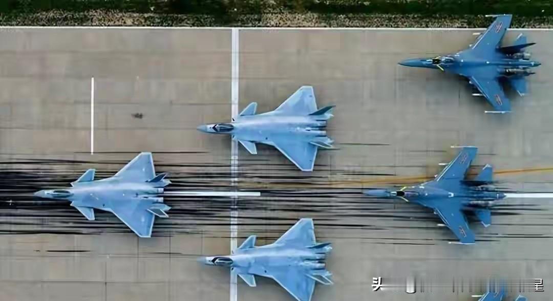 英国智库称，2030年中国空军难以被1000架歼-20和900架歼-16战胜5