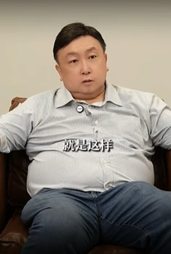 每月200万港币，居然不够买三个包？王晶一句“太少了”，直接让全网炸开