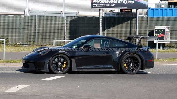 保时捷新一代蛙王马上驾到！这台992.2GT2RS的骡车，肯定将打破上代GT