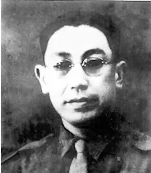 1949年冬，郭汝瑰起义成功那天，蒋介石在台北暴跳如雷，骂他是“最大共谍”，而在