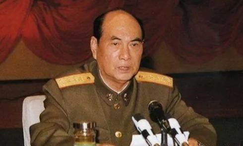 1979年，越南女兵混入我军队伍，并使用了很多阴险手段。为了识别这些女兵，有人提