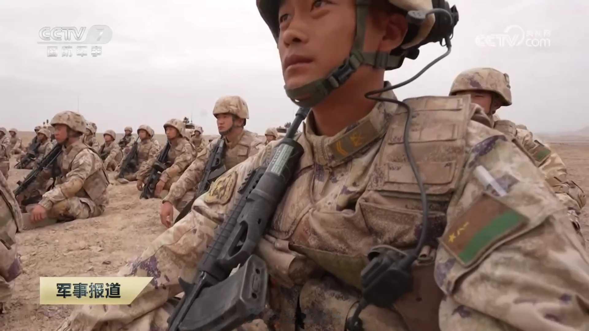 HCU步兵班长标配35毫米枪挂榴弹发射器​​​