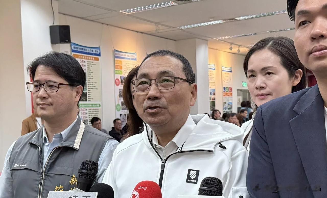 气量未免太小了！郑丽文今日赴新北党部团拜侯友宜刻意避开称：各有各的工作2