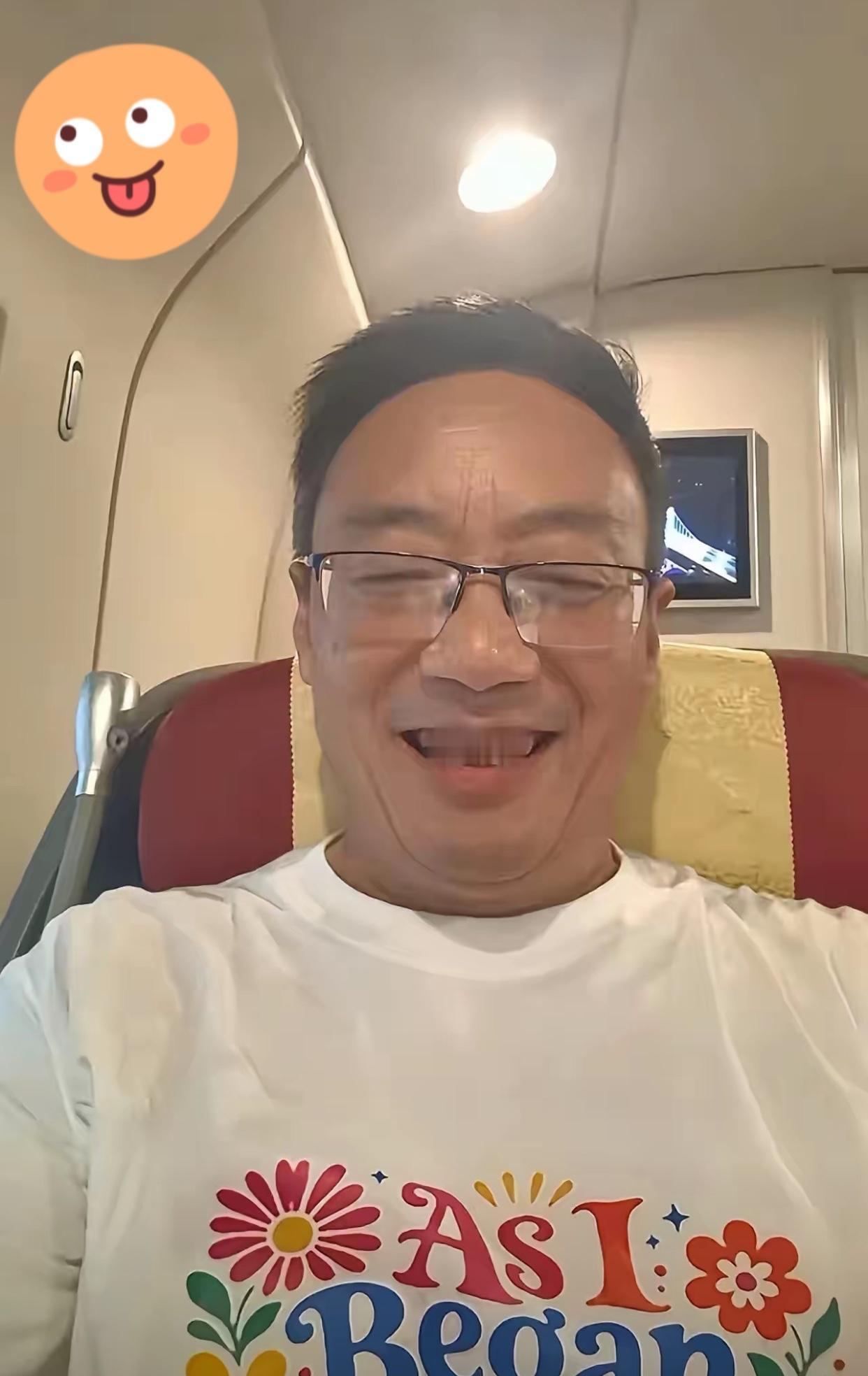 有人给汤家凤判刑了，说他一个不懂英语教学的人，大谈取消英语主科地位，就是犯罪。谈