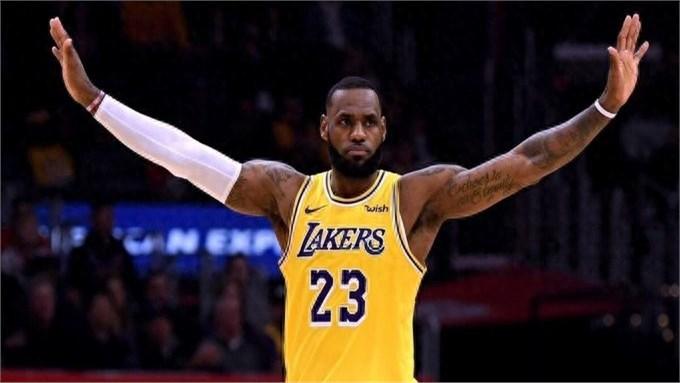 资深联盟观察家透露：“詹姆斯突破51000分，最颠覆的不是数据，而是他达成时全场